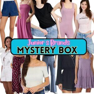 Macy’s Juniors Mystery Box 10 Pc NWT NWOT Size medium